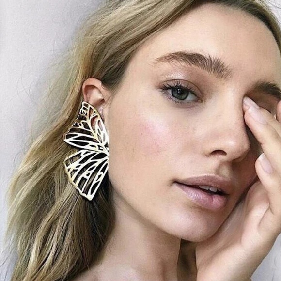 Jewelry - NWT Silver Butterfly Wing Earrings
